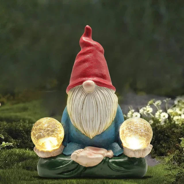 Solar LED Wizard Gnome Garden Statue Welcome Decor Figurine