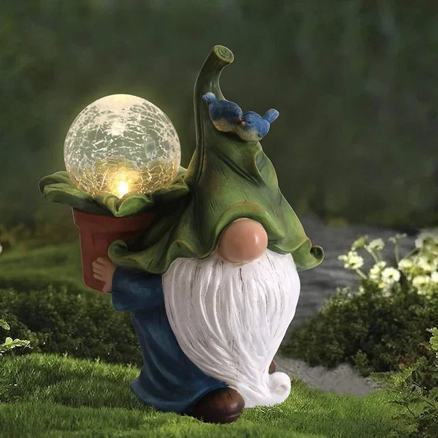 Solar LED Wizard Gnome Garden Statue Welcome Decor Figurine